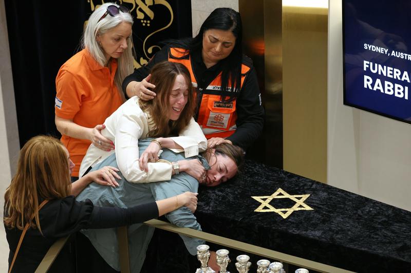 Albanese not invited to rabbi’s funeral, as Frydenberg calls for ban on ‘hate preachers’ Albanese not invited to rabbi’s funeral, as Frydenberg calls for ban on ‘hate preachers’