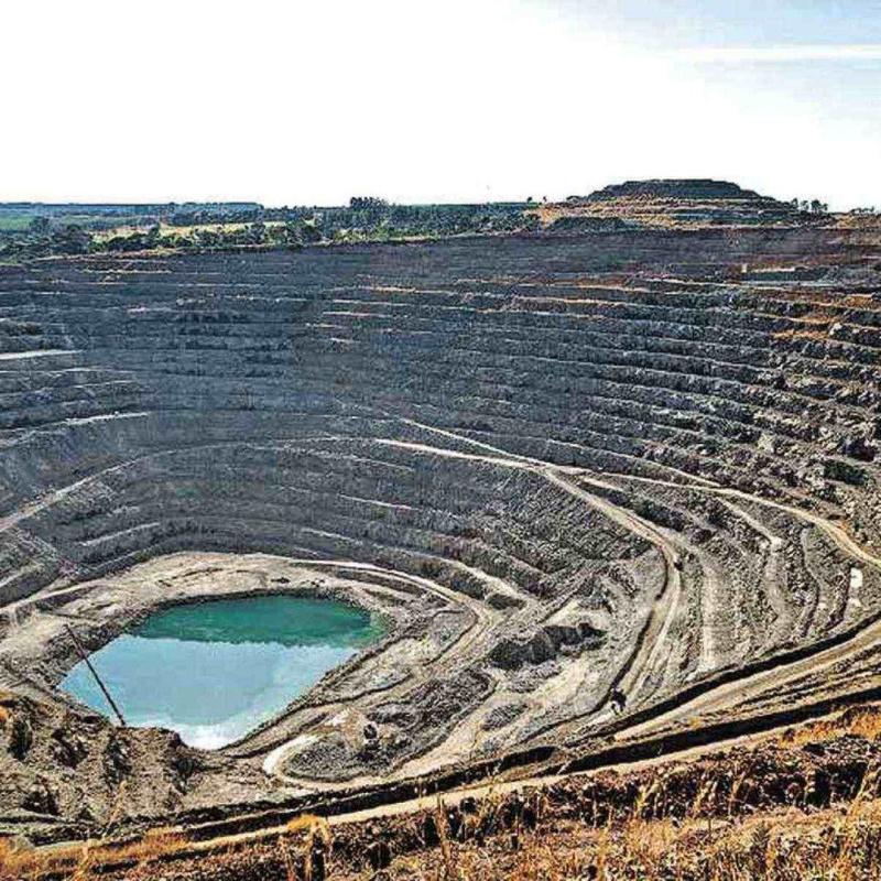 CMOC entra no ouro no Brasil e compra minas da Equinox por até US$ 1,015 bi