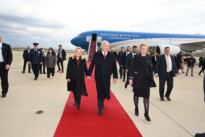 Journalists union demands Netanyahu allow press on his upcoming flight to Washington Journalists union demands Netanyahu allow press on his upcoming flight to Washington