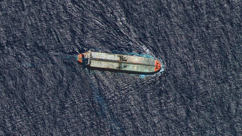 Estados Unidos refuerza la presión sobre Venezuela atacando su corazón energético