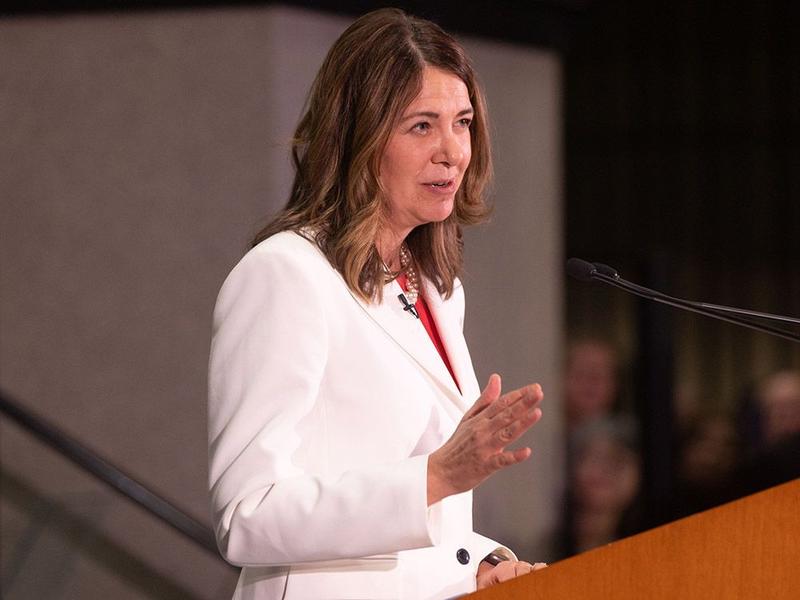 Bell: Danielle Smith speaks out on immigration — the Alberta premier is not holding back Alberta Premier Danielle Smith talks about a made-in-Alberta immigration system and it's got some rules