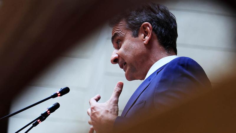 Όταν η πολιτική γίνεται μια ένοχη παρωδία Όταν η πολιτική γίνεται μια ένοχη παρωδία