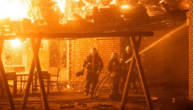 Brann- og rednings­tjenesten står ved et veiskille