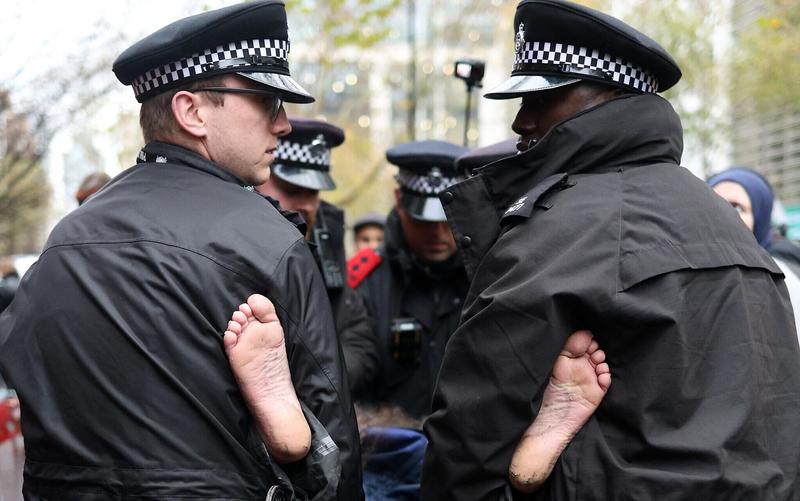 UK makes first arrests for ‘globalize the intifada’ chants, in shift spurred by Bondi attack