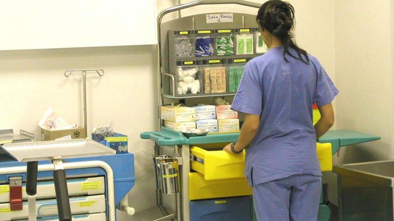 “Uccisa dal fentanyl per errore”, infermiera accusata di omicidio colposo