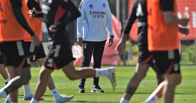 Apostar na formação não é lançar jogadores Apostar na formação não é lançar jogadores