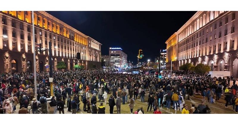 Адриан Николов, Институт за пазарна икономика