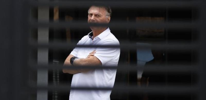 Líder do governo deu 'peru de Natal' a golpistas em troca de taxar as bets?