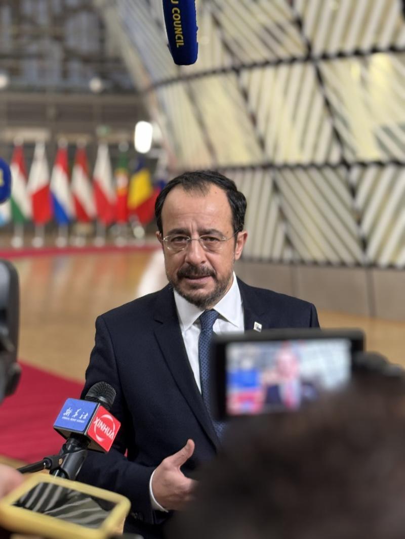 Brüksel gecesinde bir çocuk şarkısı