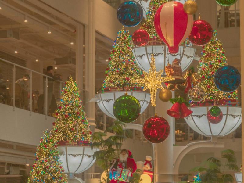 Se la felicità è nemica del potere (e dei consumi)