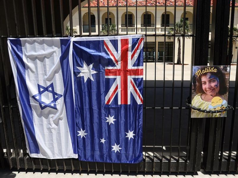 Tony Abbott: Bondi massacre is what happens when assimilation fails