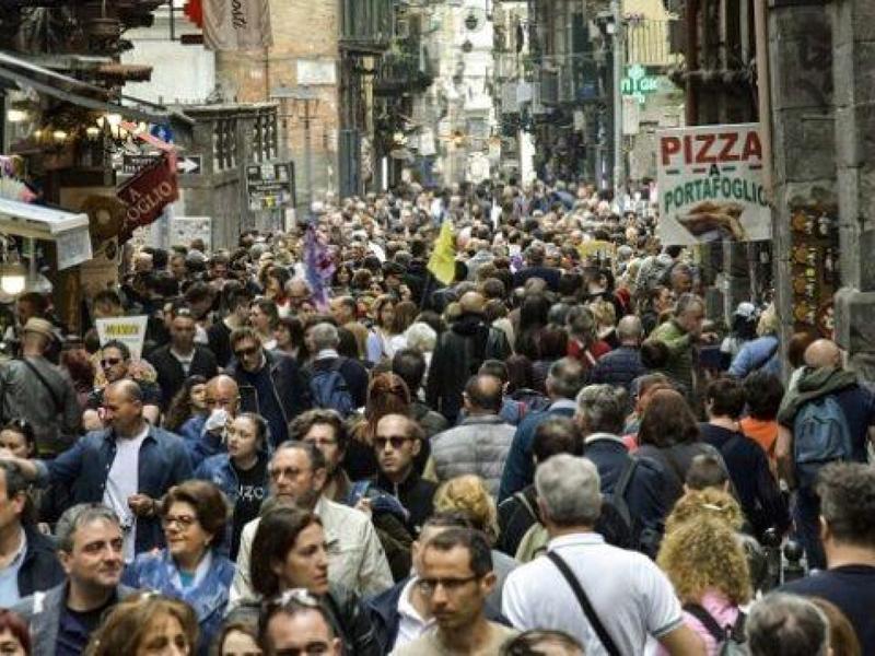 Natale a Napoli, attesi un milione di turisti:Â i dati dell'Osservatorio del Comune