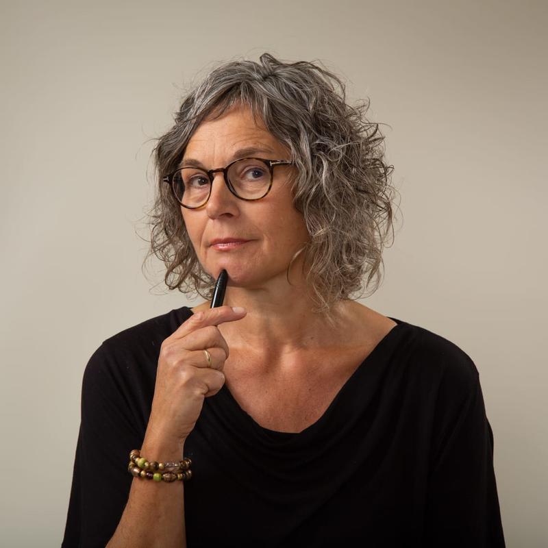 Vil politikerne i Sandnes at barna skal lese enda færre bøker?