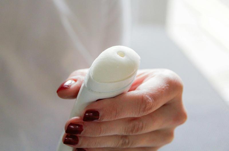 What’s the difference between deodorant and antiperspirant? Quite significant, actually What’s the difference between deodorant and antiperspirant? Quite significant, actually