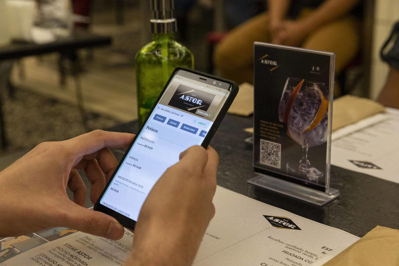 Lei do cardápio impresso é vitória para a garotada sênior de São Paulo