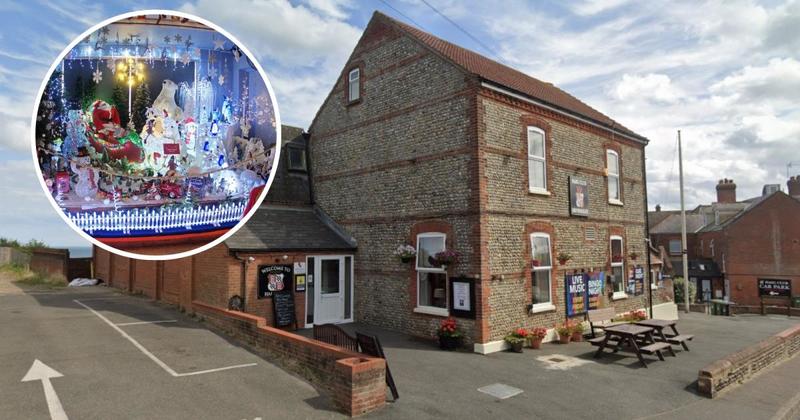 Polar bear storms stage for coastal Christmas display