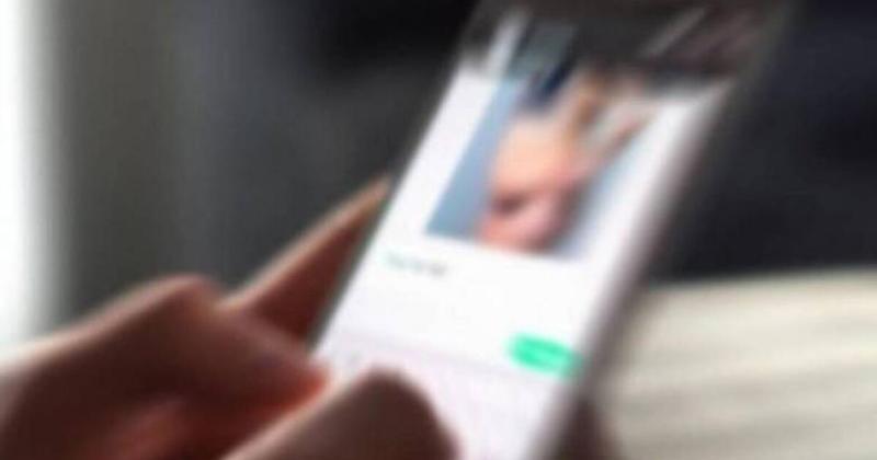 Ηράκλειο: η αυτόφωρη σύλληψη ήταν για το καλάσνικοφ, το υπόβαθρο όμως είναι πορνογραφία ανηλίκου Ηράκλειο: η αυτόφωρη σύλληψη ήταν για το καλάσνικοφ, το υπόβαθρο όμως είναι πορνογραφία ανηλίκου