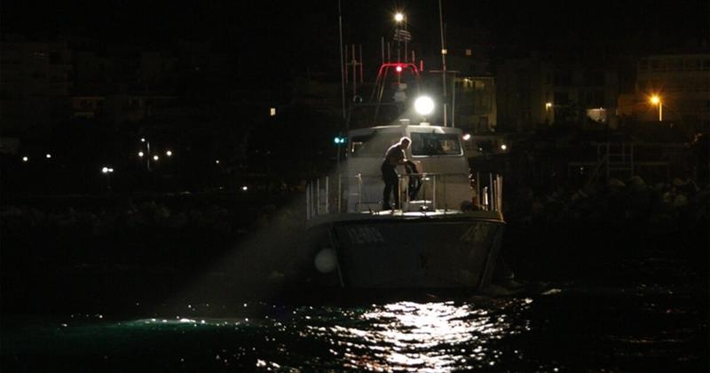 Μεταναστευτικό: Και δεύτερη επιχείρηση νότια της Κρήτης - Έγκυος και μωρό ανάμεσα στους διασωθέντες Μεταναστευτικό: Και δεύτερη επιχείρηση νότια της Κρήτης - Έγκυος και μωρό ανάμεσα στους διασωθέντες