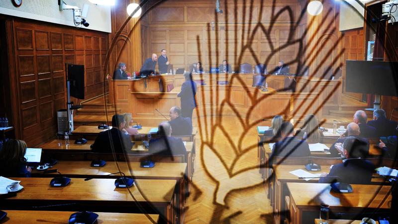 Η βολική σάτιρα