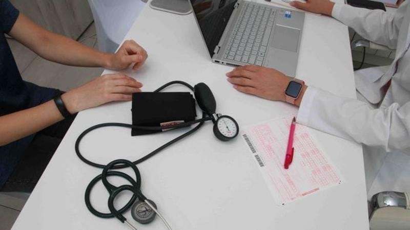 Medici di base, 406 posti e solo 5 candidati: «Si fa poco per attrarre nuove leve» - Video Medici di base, 406 posti e solo 5 candidati: «Si fa poco per attrarre nuove leve» - Video