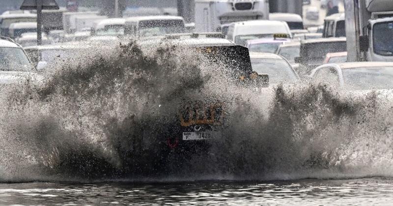 Dubai warns residents to stay indoors because of rain Dubai warns residents to stay indoors because of rain