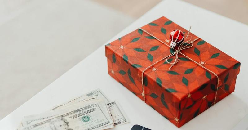 Why You Can't Stop Overspending at Christmas