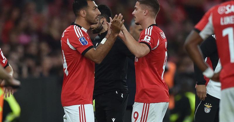 Janeiro está já aí e o Benfica precisa de mexer Janeiro está já aí e o Benfica precisa de mexer