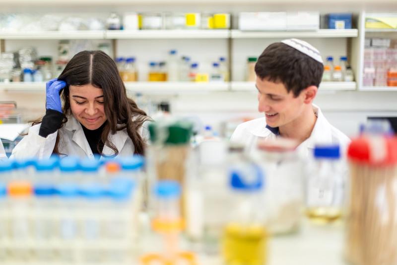 Newly discovered RNA molecule could lead to new treatments in the war against ‘superbugs’ Newly discovered RNA molecule could lead to new treatments in the war against ‘superbugs’