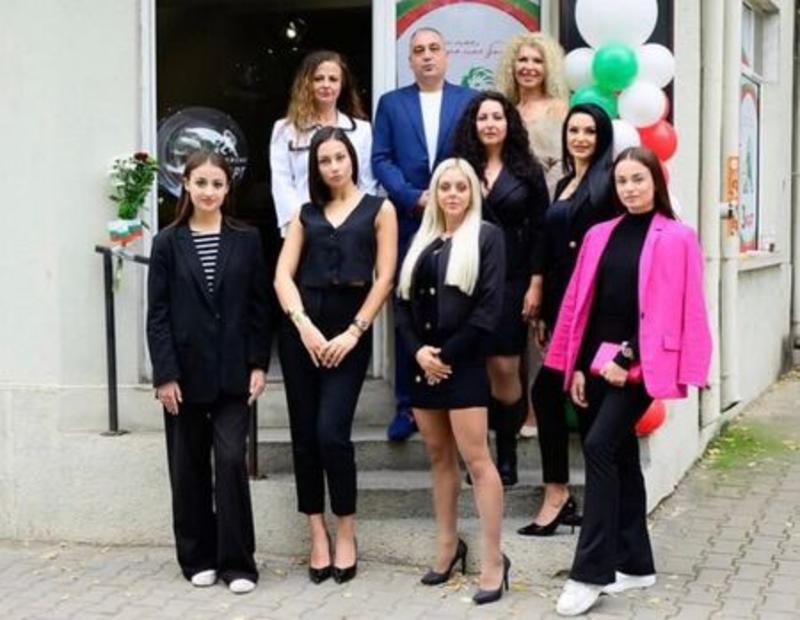 Не очаквайте да се учреди президентска партия утре и си спомнете как Ивайло Дражев изпревари Борисов с ГЕРБ