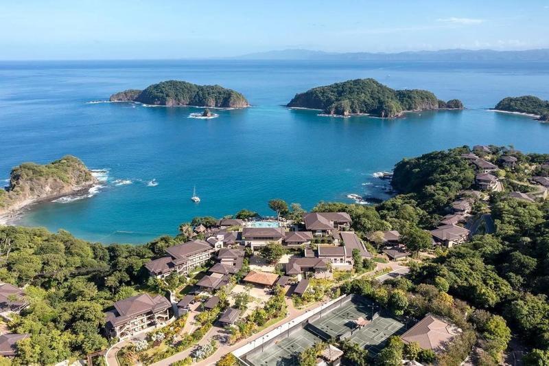 A Costa Rican Paradise, New Luxury Ski Hotels And Other Travel News