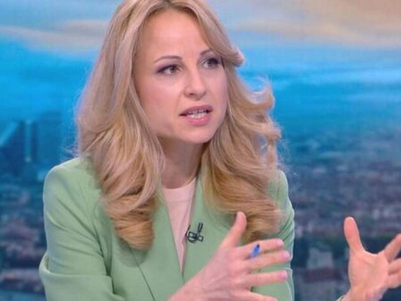 Явор Дачков: Мария Цънцарова е партиен журналист на ПП-ДБ