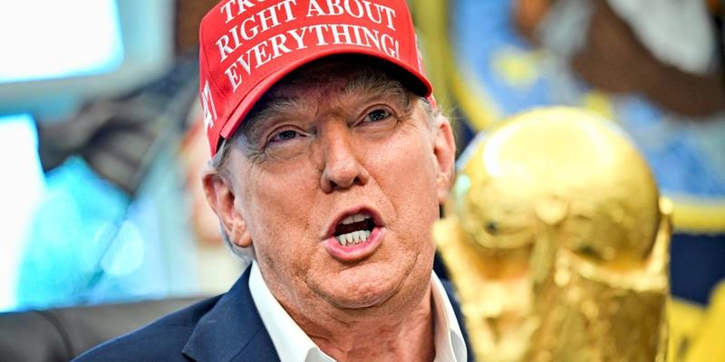 Donald Trump, der gekränkte Herrscher, im Rückzugsgefecht