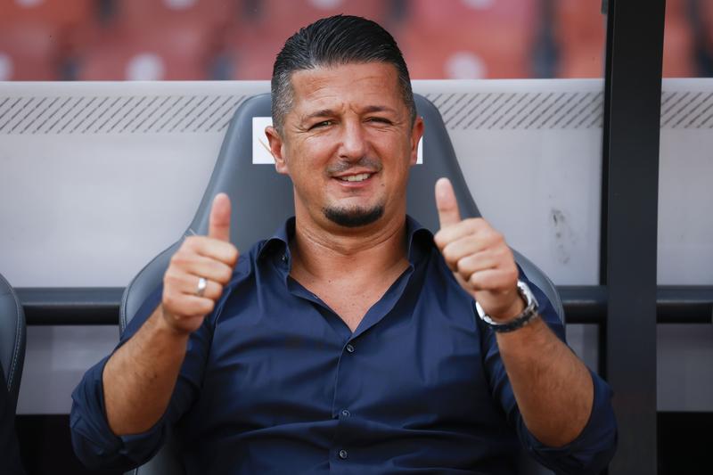 Entlassung von Sportchef Malenovic: Ein halbes Weihnachtsgeschenk für die Südkurve