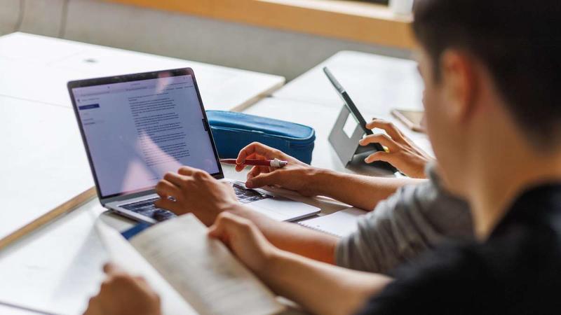 Trotz fünf Milliarden: Die Lehrkräfte-Fortbildung wird zum Problem