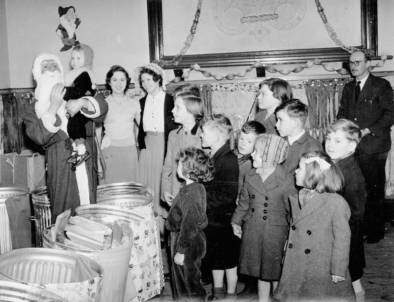 'Worse than flu? Reader takes aim at Doctor Starmer’s hypocrisy' - Your Letters plus a throwback to a 1950s Christmas in Wem