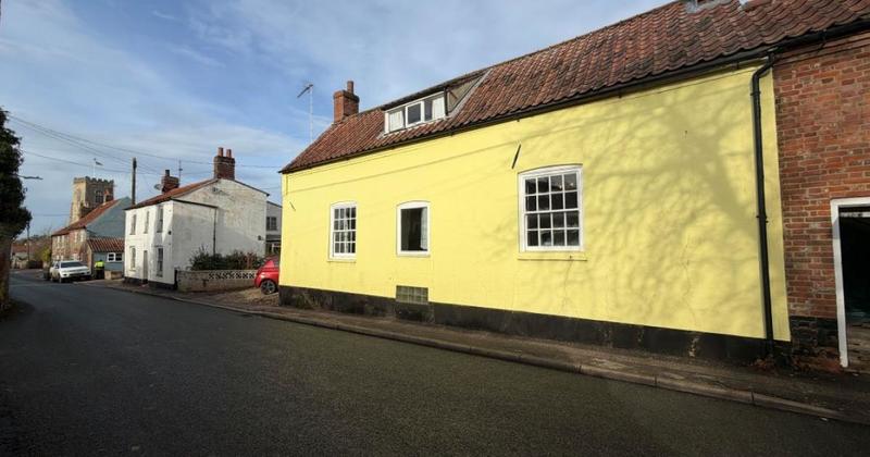 Cottage sells for TEN TIMES the guide price after heading under the hammer
