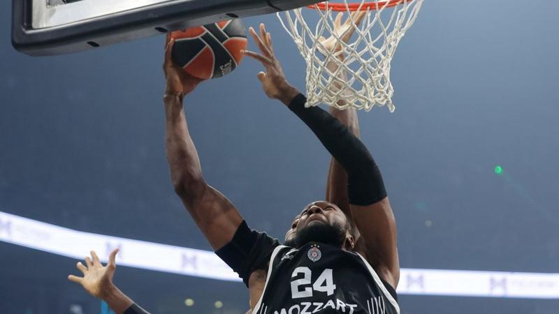 Katastrofa Partizana u Litvaniji, Žalgiris održao čas košarke