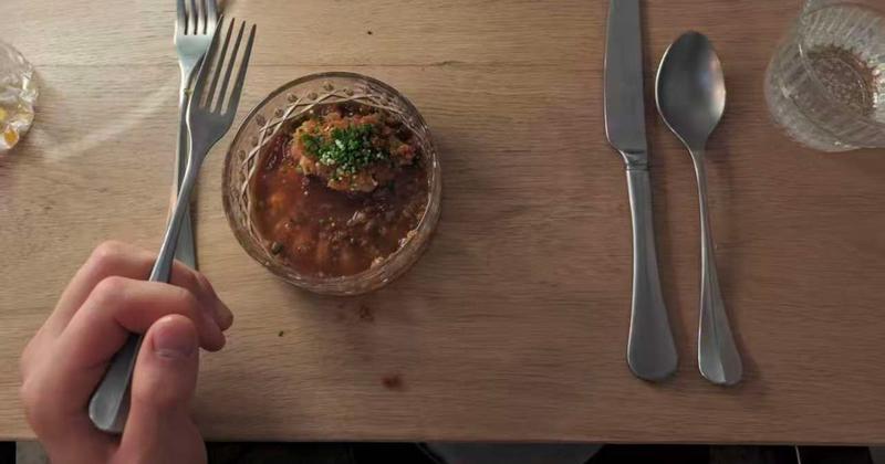 Et besøk på en finere restaurant førte til en ideologisk åpenbaring.