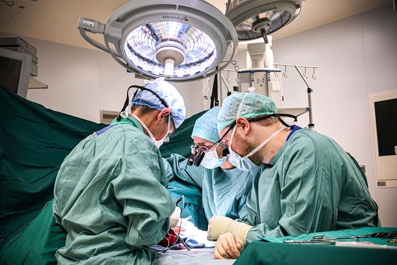 Wenn der Patient nach Silvester kein Gesicht mehr hat: „Innerhalb einer Sekunde ändert sich das Leben“