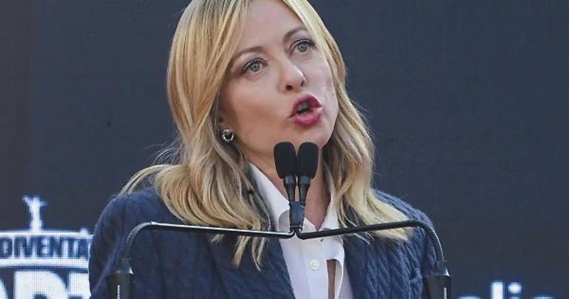 L'edizione di quest’anno della kermesse di FdI ha fatto segnare il pieno compimento di un’operazione che Giorgia Meloni e i suoi avevano da tempo in mente: fare di questa festa l’unico “mainstream” riconosciuto della politica italiana