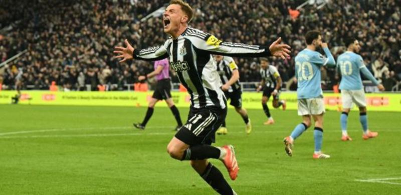 Escócia tenta atrair reforço de R$ 285 mi para enfrentar o Brasil na Copa