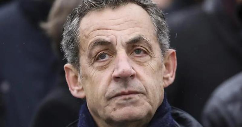 Per gli avvocati dell’ex presidente è una strategia legittima di fronte alle derive della giustizia-show