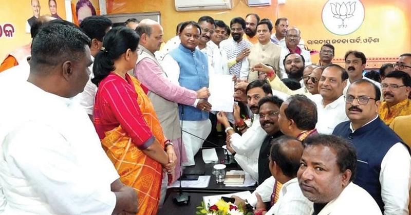 Odisha: Should MPs and MLAs fix their own salaries? Odisha: Should MPs and MLAs fix their own salaries?