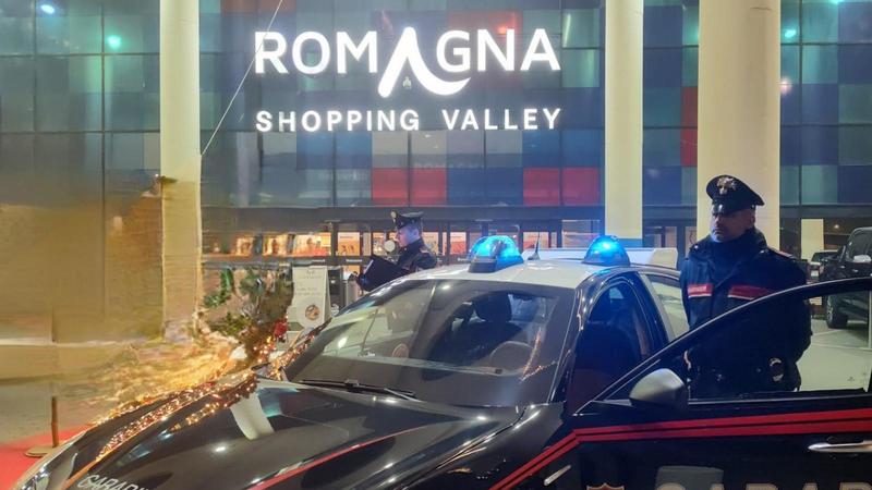 Colpo grosso alla gioielleria: sgominata una banda di nomadi