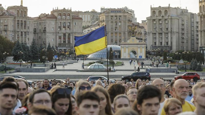 Pace fra Russia e Ucraina, pressing Usa. L’America vuole una trattativa a tre. Zelensky: “Non siamo in svendita”