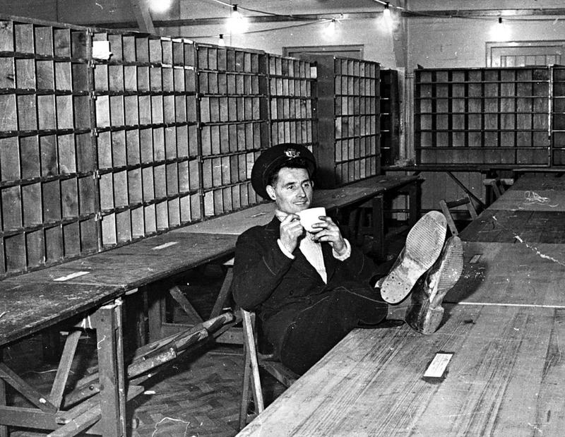 'From Farage to fortune - a reader’s bold forecast for 2026' - Your Letters plus a well earned cuppa for Les in a 1964 picture from the archive