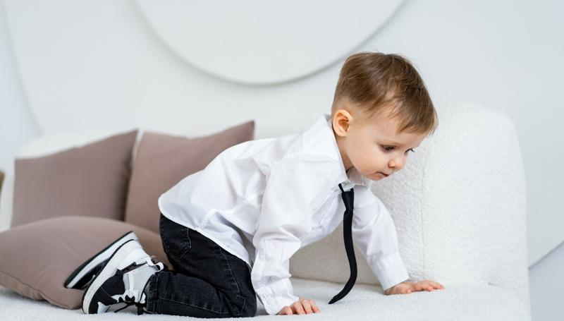 Barn kommer i dyre merkeklær