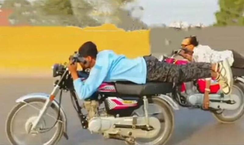 SOCIETY: THE SHAPATAR BOYS OF KARACHI