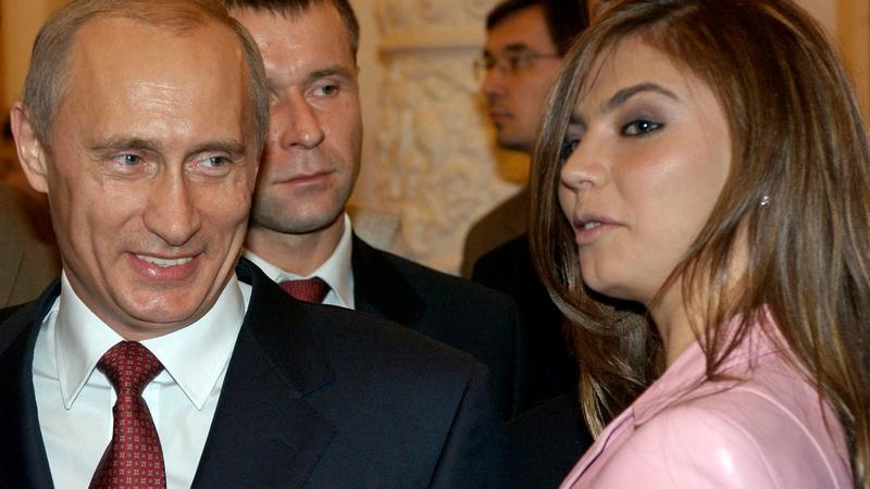 Il Putin innamorato, le sue donne e la nuova strategia comunicativa dello Zar /