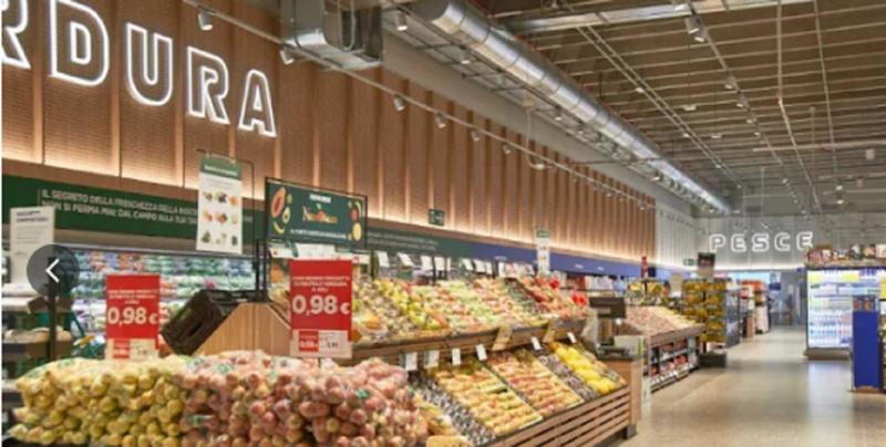 Livorno, quarantenne arrestata mentre ruba all'Esselunga: chi è